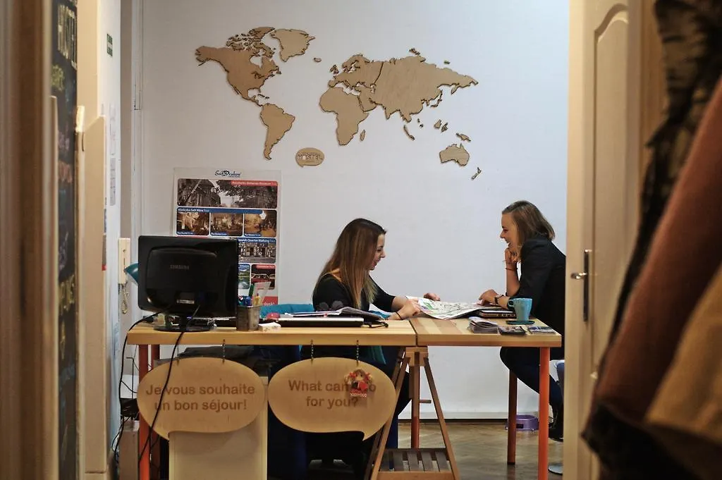 Grand Central Hostel Cracovie 0*,  Pologne